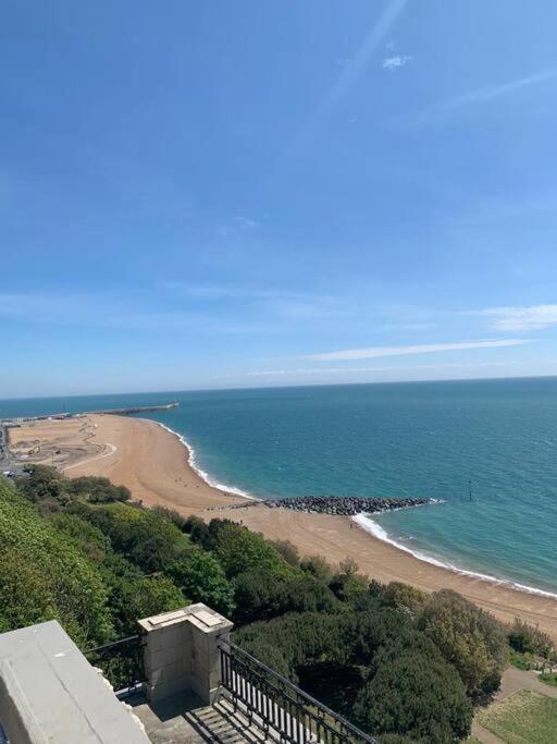 Beautifully Appointed, Period Seaside Apartment Folkestone Exterior foto